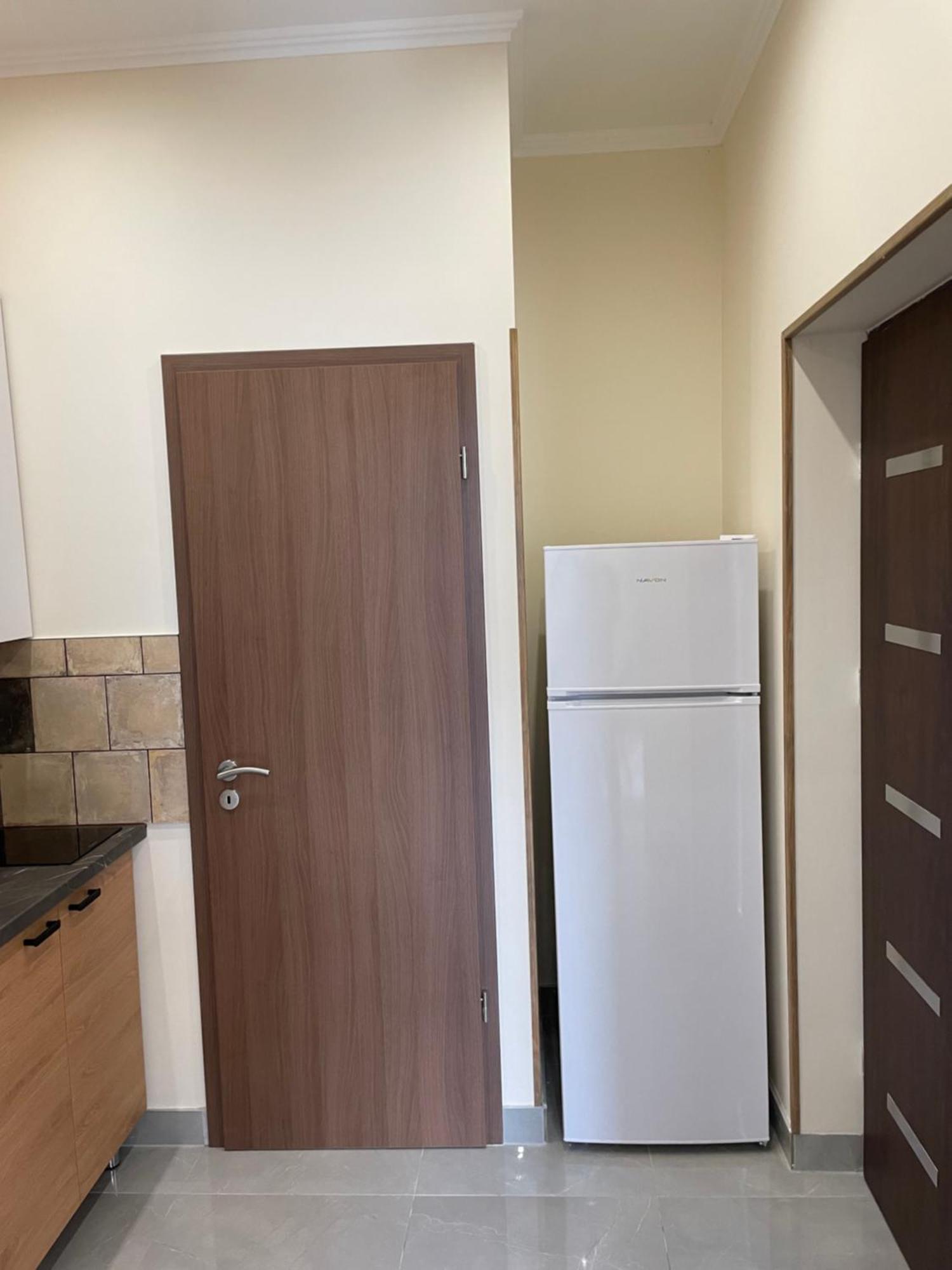 Kovacs Apartmanhaz Kiskunhalas Zimmer foto