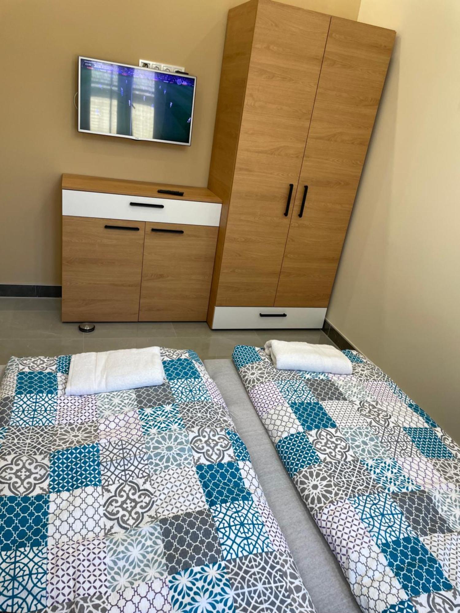 Kovacs Apartmanhaz Kiskunhalas Zimmer foto